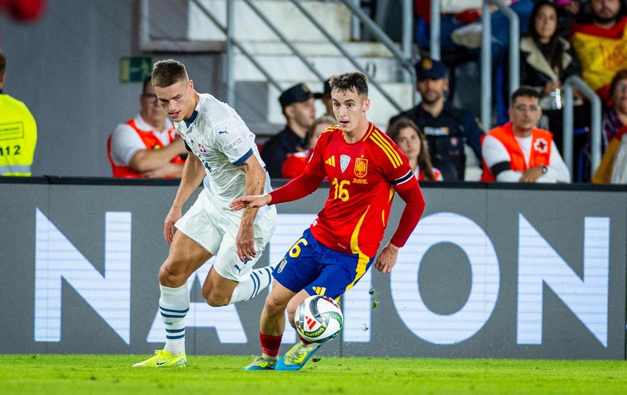 Spain narrowly defeated Switzerland in an exciting match that ended 3-2.